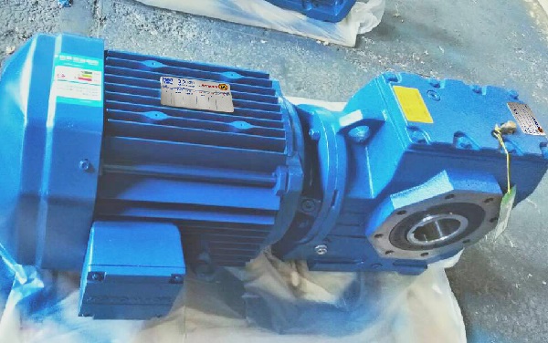碼垛機(jī)減速機(jī)，SF107大型蝸輪減速機(jī),SF107Y22KW減速電機(jī)